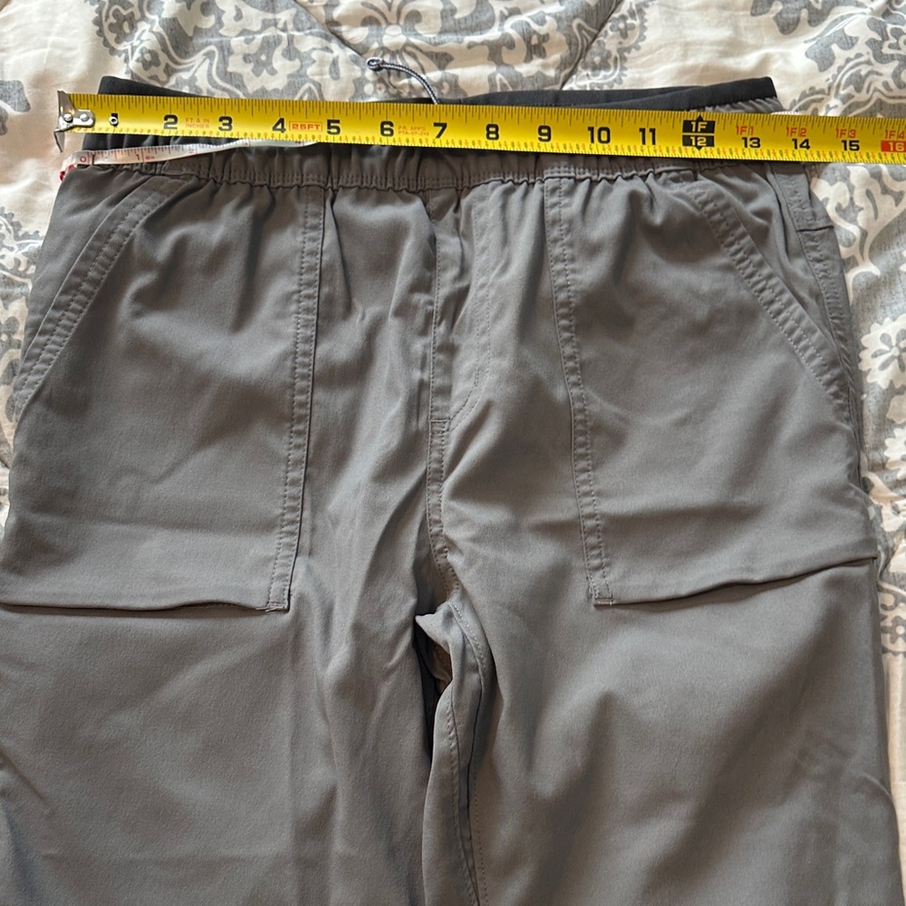 REI kids  Olive Gray Cargo  hiking Pants - Picture 5 of 6